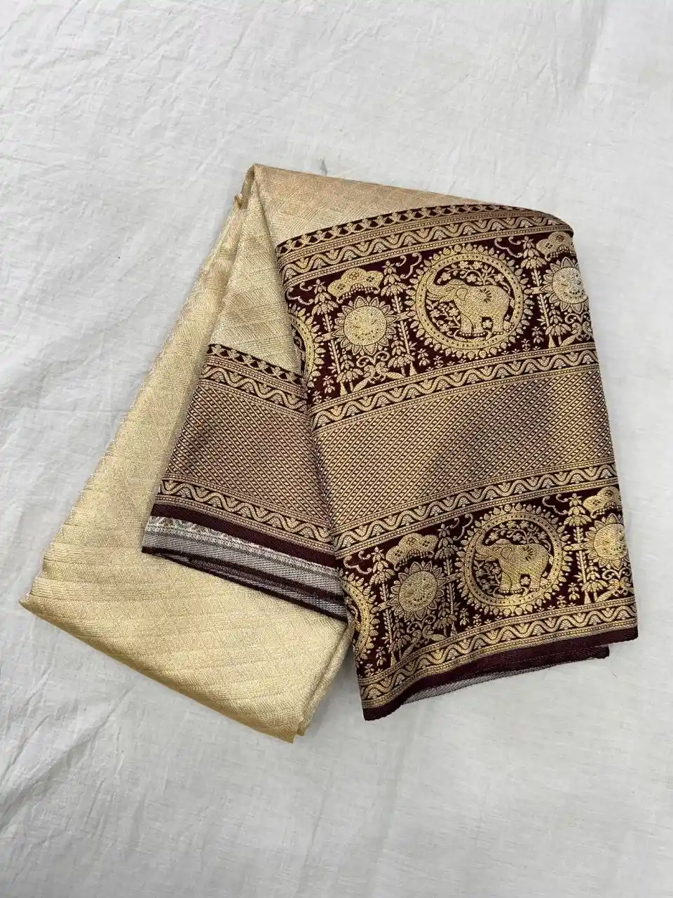 Cream Gold Zari Pure Kanchipuram Handloom Silk Saree